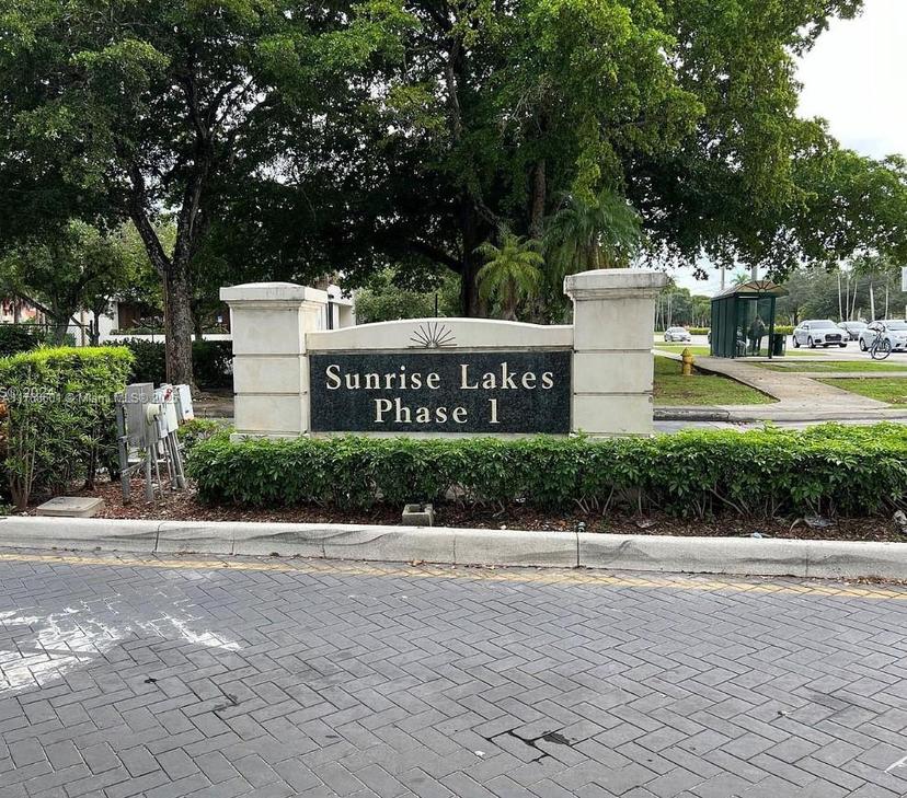 Picture of 8101 N Sunrise Lakes Dr # 105, Sunrise FL 33322