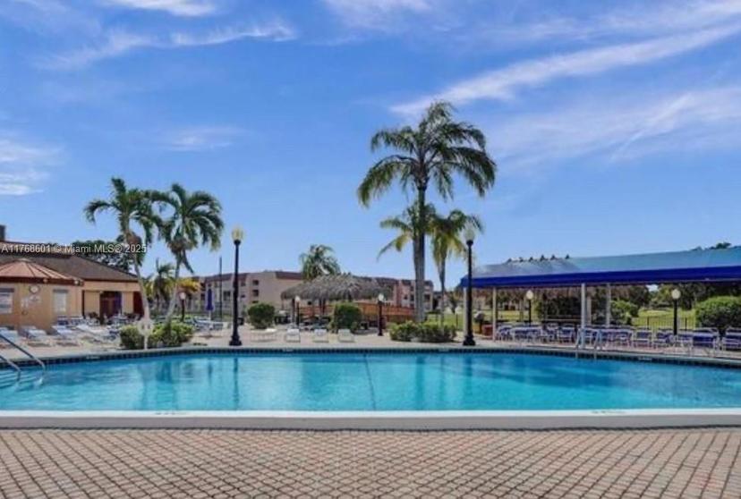 Picture of 8101 N Sunrise Lakes Dr # 105, Sunrise FL 33322
