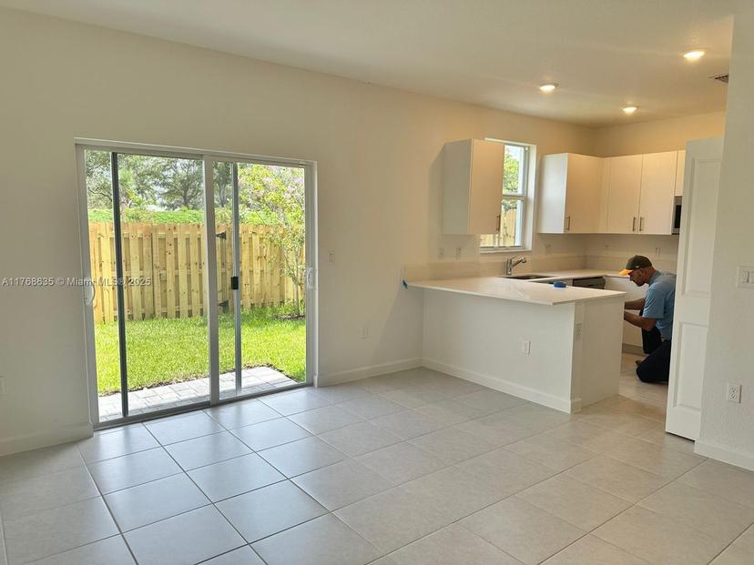 Picture of 11965 NW 47Th Mnr, Coral Springs FL 33076