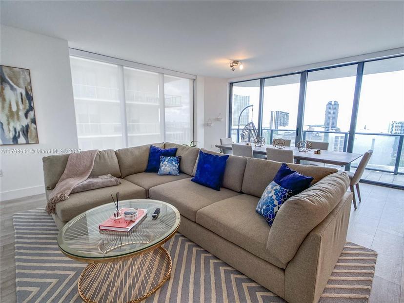 Picture of 121 NE 34Th St # 908, Miami FL 33137