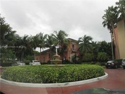 Picture of 8323 Lake Dr # 503, Doral, FL 33166