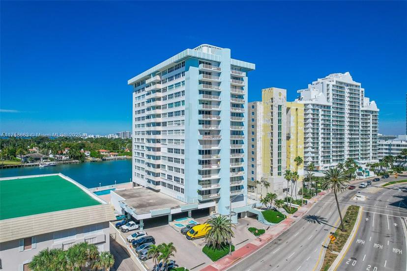 Picture of 5838 Collins Ave # 15D, Miami Beach FL 33140