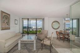 Picture of 20301 W Country Club Dr # 1421, Aventura, FL 33180