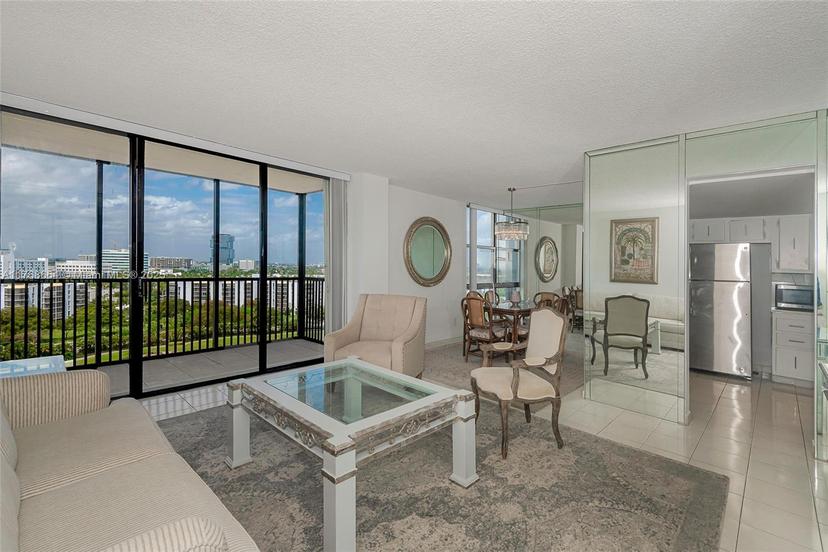 Picture of 20301 W Country Club Dr # 1421, Aventura FL 33180