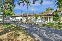 Picture of 13935 SW 102Nd Ct, Miami, FL 33176