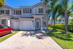 Picture of 5609 NW 113Th Ct, Doral, FL 33178