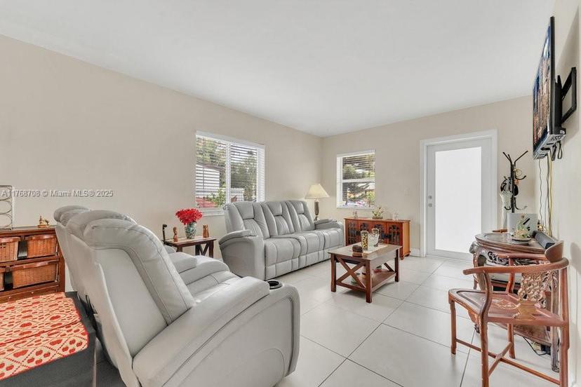 Picture of 15840 NE 14Th Ct, North Miami Beach FL 33162