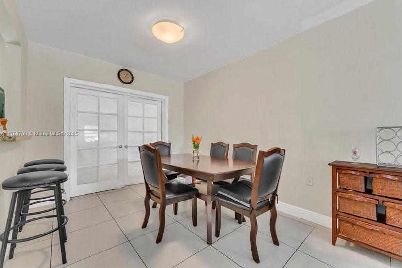 Picture of 15840 NE 14Th Ct, North Miami Beach FL 33162