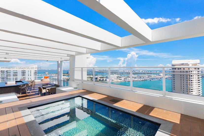Picture of 900 Brickell Key Blvd # 3403, Miami FL 33131