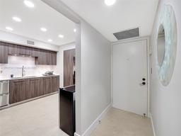 Picture of 2812 N 46Th Ave # G273, Hollywood, FL 33021