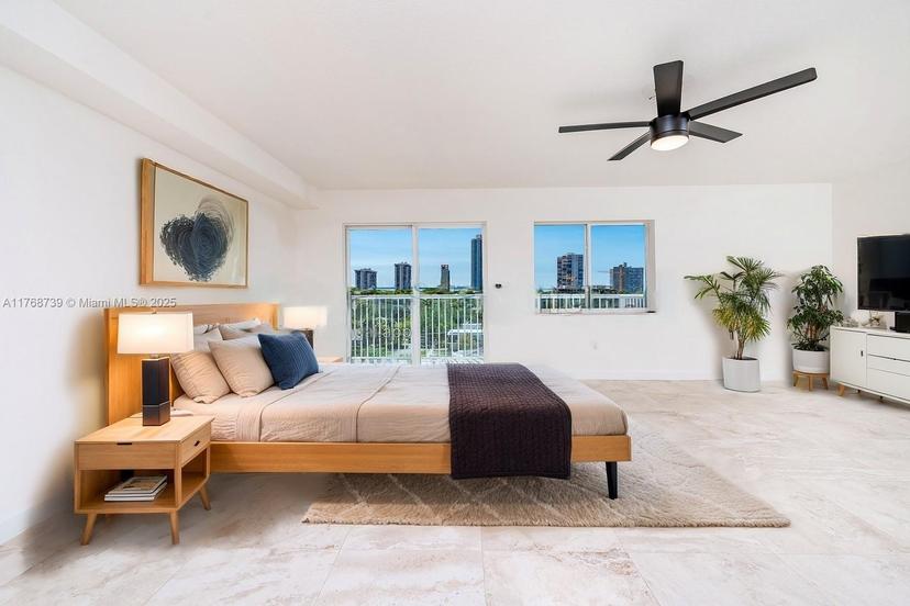 Picture of 280 SW 20Th Rd # 902, Miami FL 33129