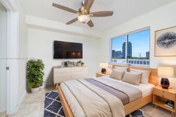 Picture of 280 SW 20Th Rd # 902, Miami, FL 33129
