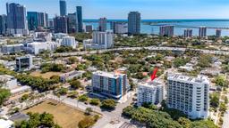 Picture of 280 SW 20Th Rd # 902, Miami, FL 33129