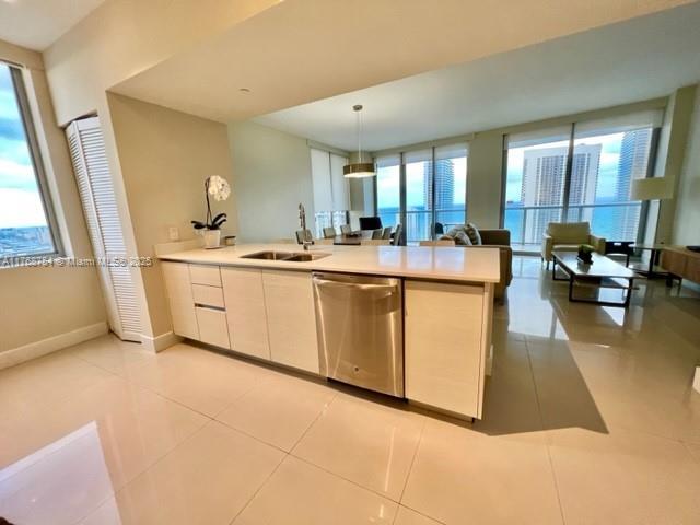 Picture of 2600 E Hallandale Beach Blvd # T3102, Hallandale Beach FL 33009