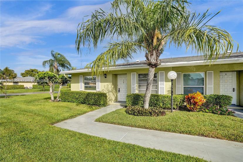 Picture of 2381 Papaya Dr # A, Delray Beach FL 33445