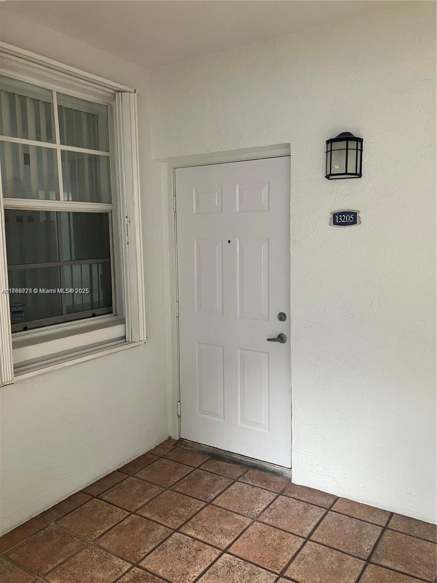 Picture of 3245 NE 184 St # 13205, Aventura, FL 33160
