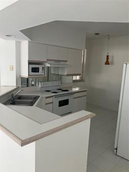 Picture of 3245 NE 184 St # 13205, Aventura, FL 33160
