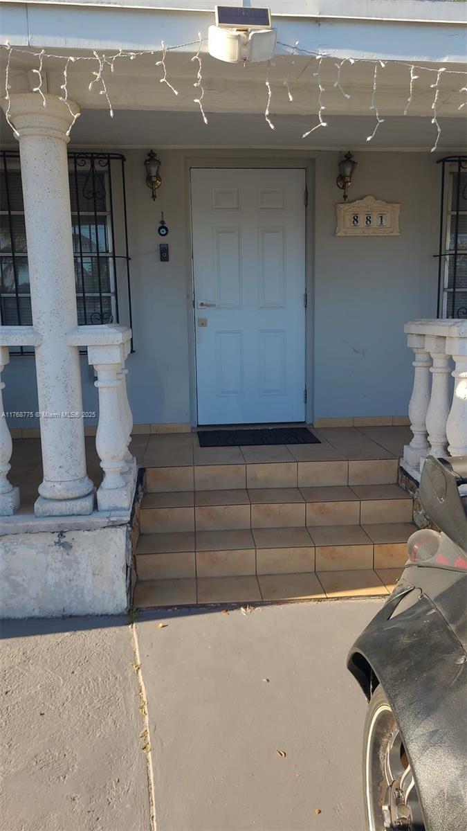 Picture of 881 SE 8Th St, Hialeah FL 33010