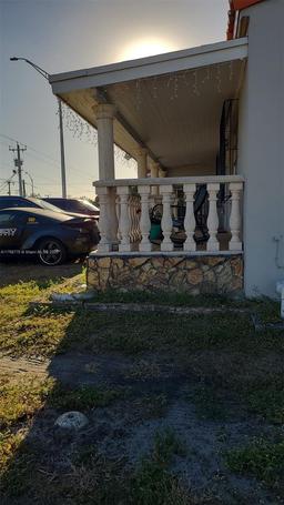 Picture of 881 SE 8Th St, Hialeah, FL 33010