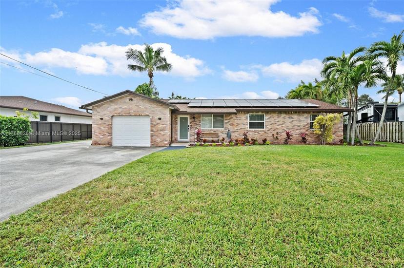Picture of 4291 SW 67Th Ter, Davie FL 33314