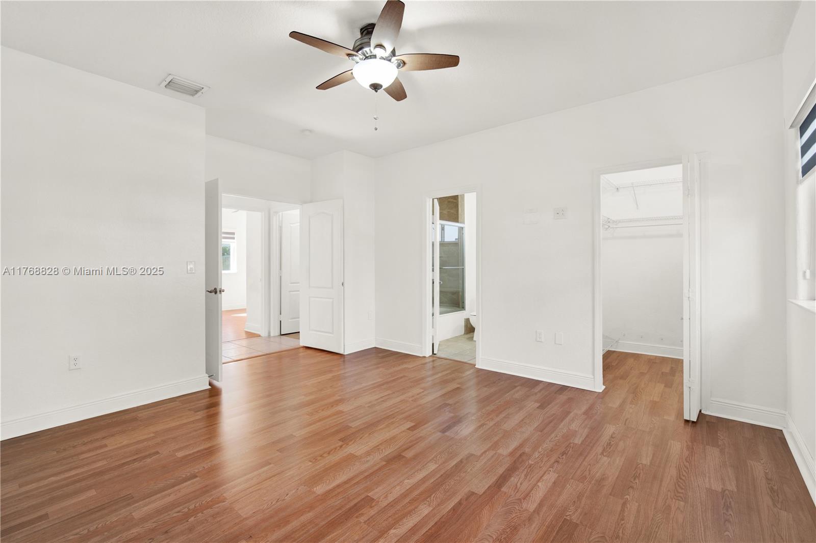 Picture of 16778 NW 91St Ct, Miami Lakes, FL 33018