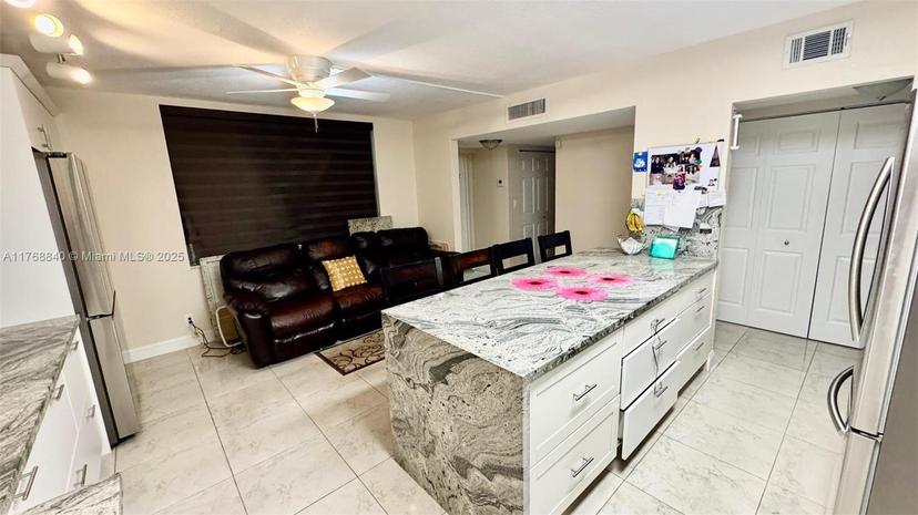 Picture of 20381 NE 30Th Ave # 7, Aventura FL 33180