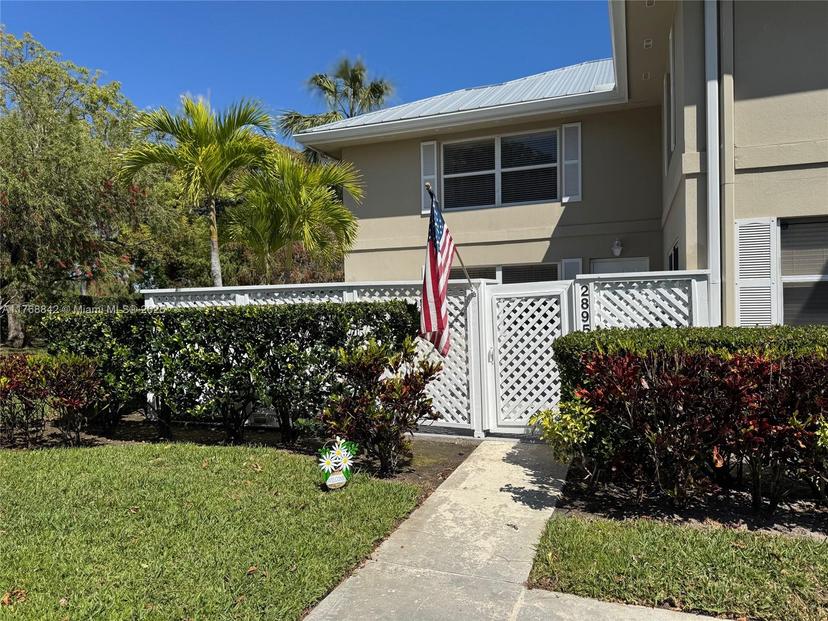 Picture of 2895 SW Lakemont Pl, Palm City FL 34990