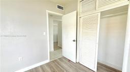 Picture of 18780 NE 18Th Ave # 223, Miami, FL 33179