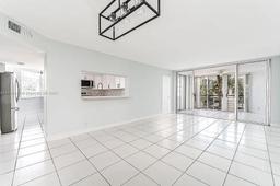 Picture of 1931 Sabal Palm Dr # 301, Davie, FL 33324