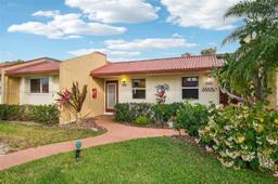 Picture of 338 Lake Evelyn Dr, West Palm Beach, FL 33411