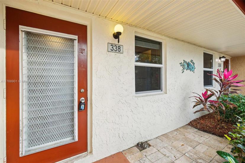 Picture of 338 Lake Evelyn Dr, West Palm Beach FL 33411