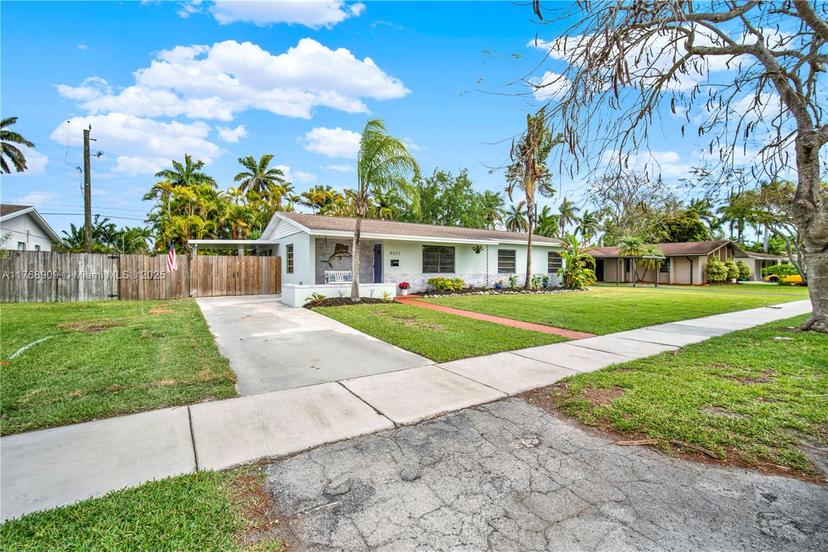 Picture of 9371 SW 184Th Ter, Cutler Bay FL 33157