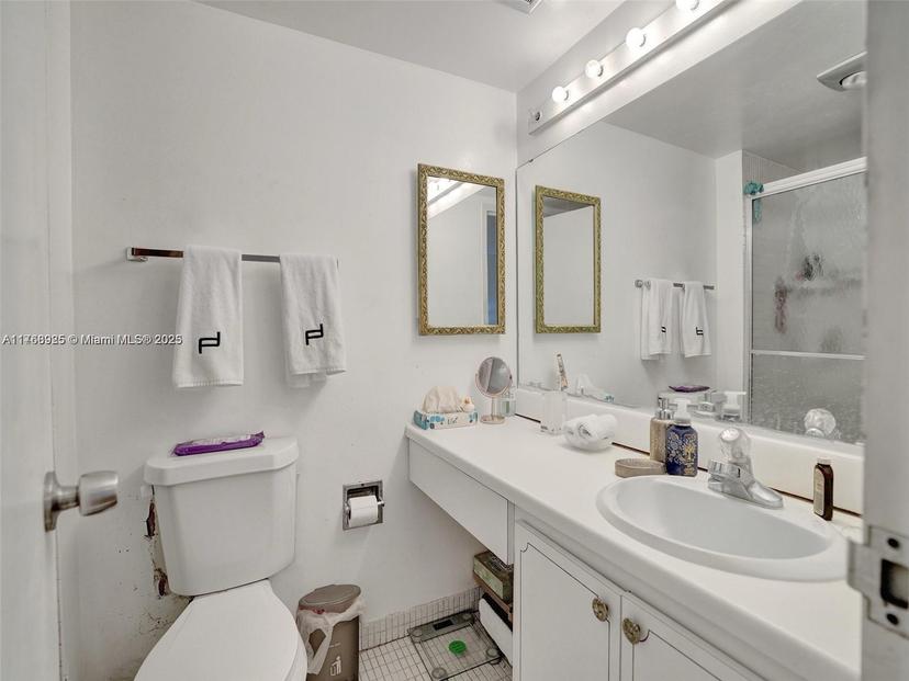 Picture of 20301 NE 30Th Ave # 5, Aventura FL 33180