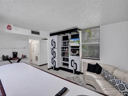 Picture of 20301 NE 30Th Ave # 5, Aventura, FL 33180