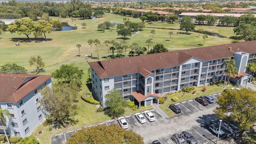 Picture of 12701 SW 13Th St # 101F, Pembroke Pines FL 33027