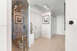 Picture of 488 NE 18Th St # 715, Miami, FL 33132