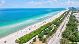 Picture of 100 Bayview Dr # 2021, Sunny Isles Beach, FL 33160
