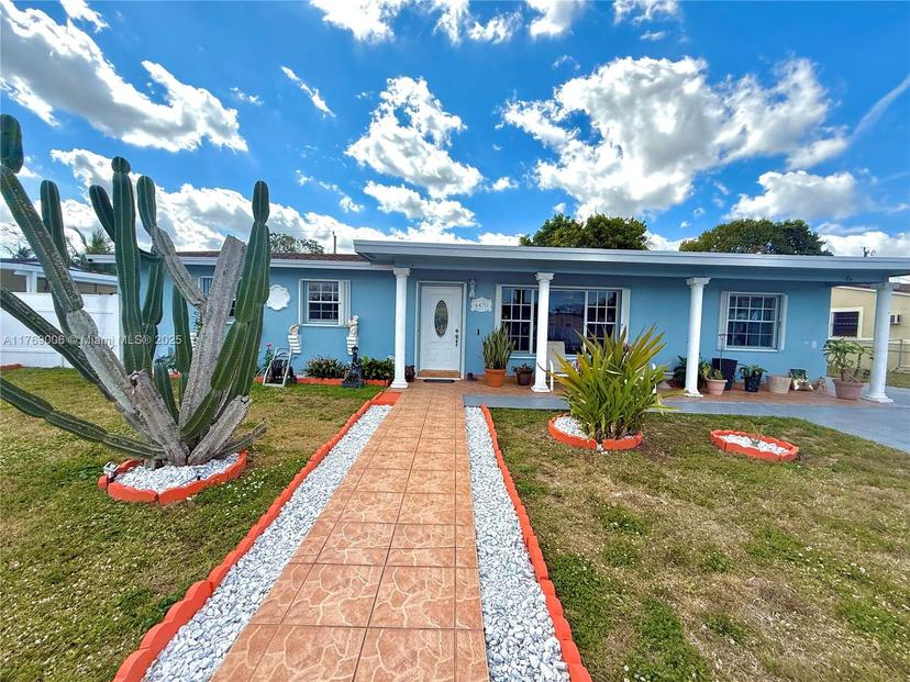 Picture of 4470 NW 171St St, Miami Gardens FL 33055