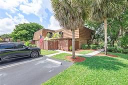 Picture of 11861 SW 13Th Ct, Davie, FL 33325