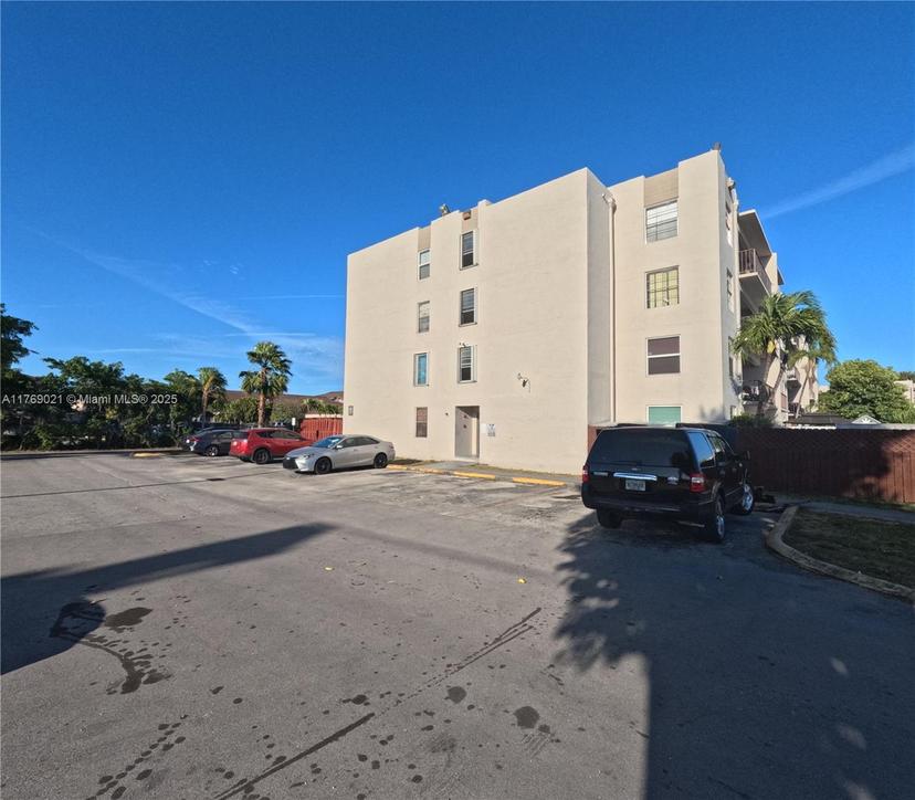 Picture of 5775 W 20Th Ave # 107, Hialeah FL 33012