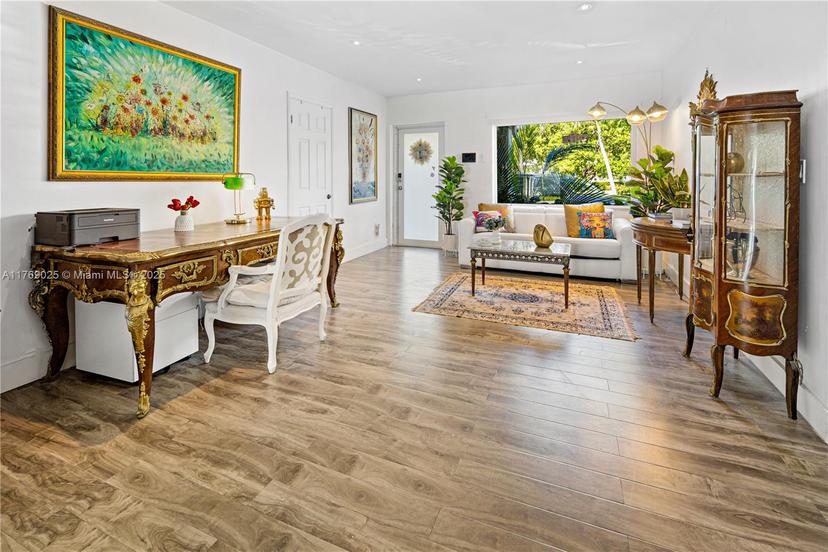 Picture of 1460 Marseille Dr, Miami Beach FL 33141