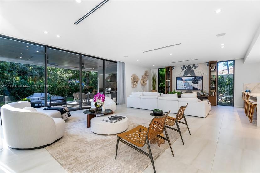 Picture of 7900 SW 57Th Ct, South Miami FL 33143