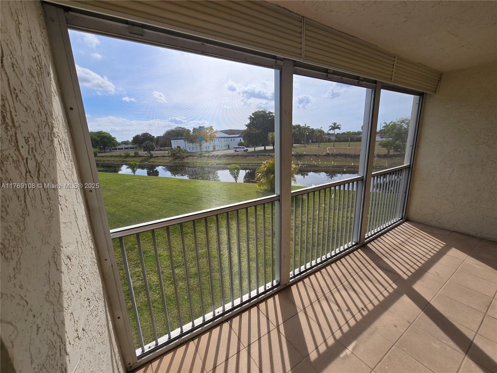 Picture of 6890 Royal Palm Blvd # 211H, Margate, FL 33063