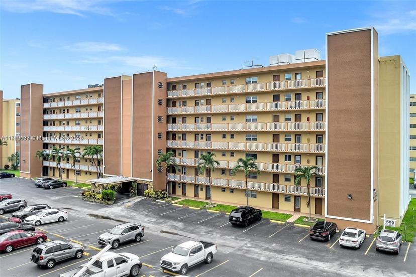 Picture of 500 NE 12Th Ave # 108, Hallandale Beach FL 33009