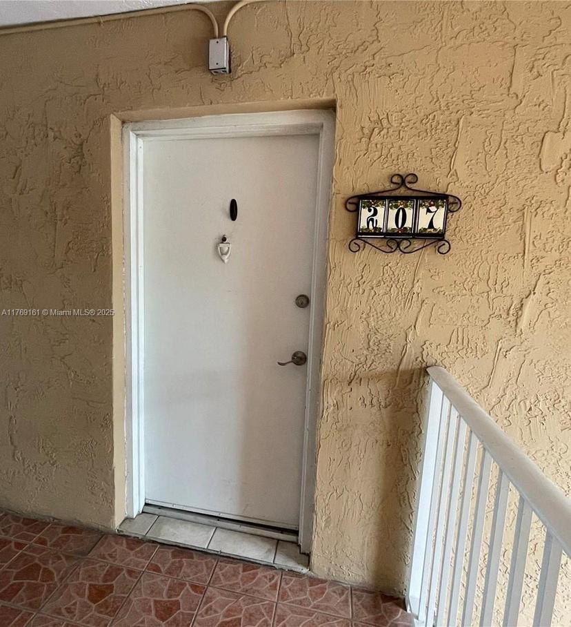 Picture of 220 NW 107Th Ave # 207, Miami FL 33172