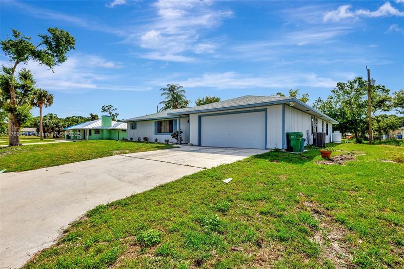 Picture of 5409 Eastwood Dr, Fort Pierce FL 34951