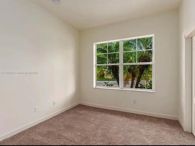 Picture of 2607 Creekside Dr, Fort Pierce FL 34981
