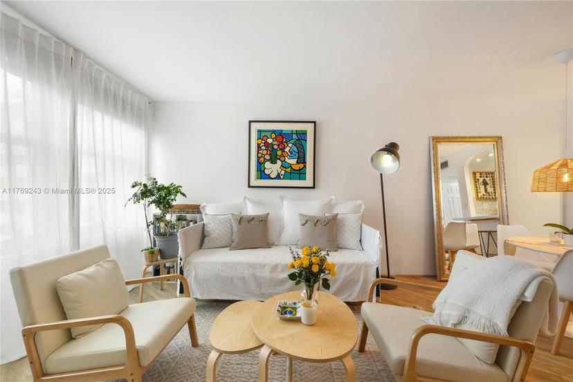 Picture of 2899 W Collins Ave # 1638, Miami Beach FL 33140