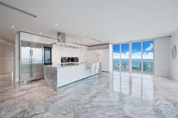 Picture of 1000 S Pointe Dr # 2804, Miami Beach, FL 33139