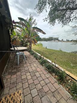 Picture of 3370 Beau Rivage Dr # B8, Pompano Beach, FL 33064